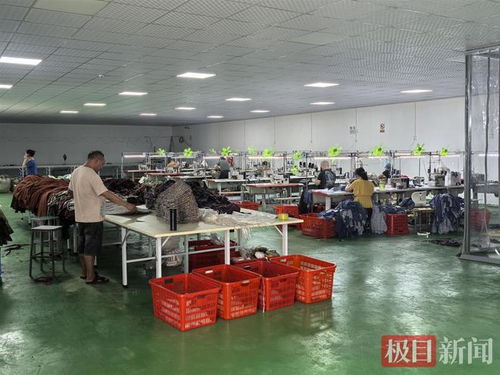 蒲商返鄉創業 把服裝廠搬回家，振興鄉村服飾零售業